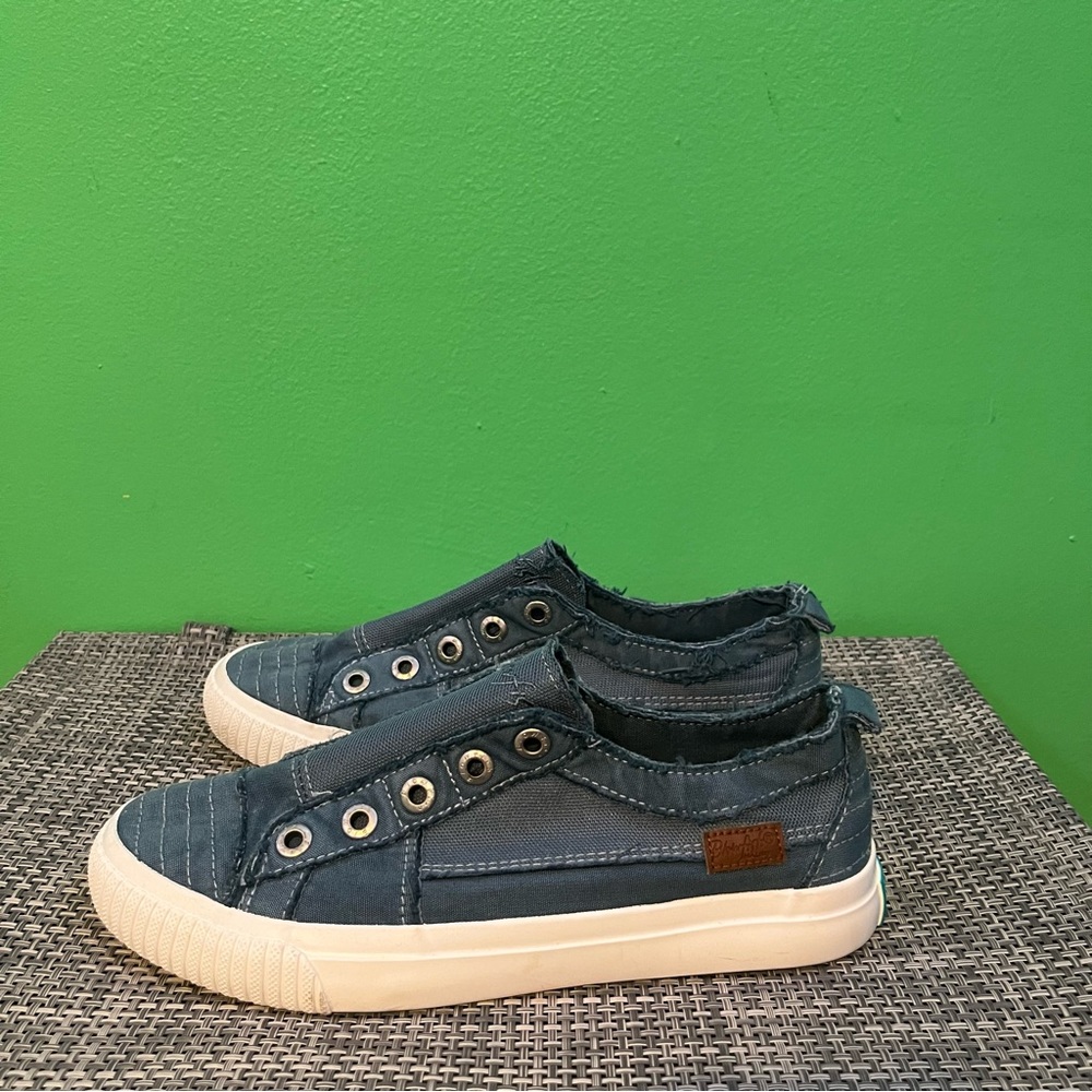 Blowfish Malibu slip on sneaker
